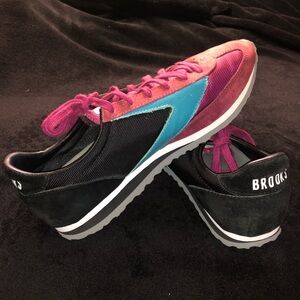 Brooks Women's Multicolor Sneakers